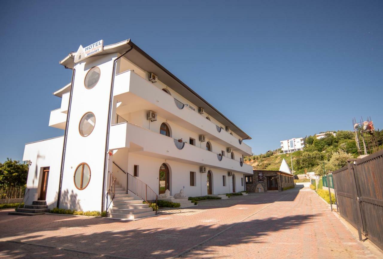 Hotel San Pietro Martin Fushe-Drac Dış mekan fotoğraf